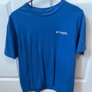 Columbia t-shirt